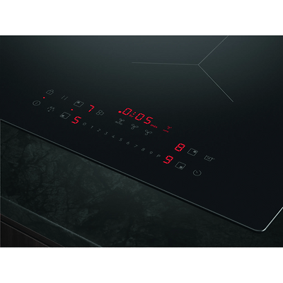 XUB6843IT (2)